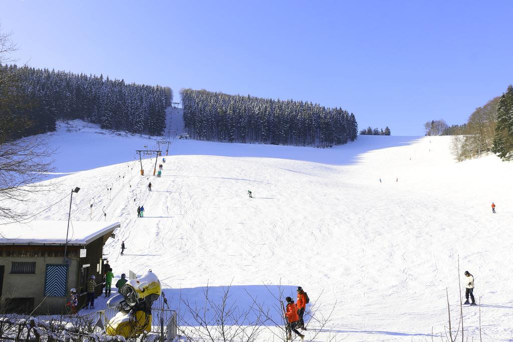 Hotel Die Welt ชมาลเลนแบร์ก ภายนอก รูปภาพ